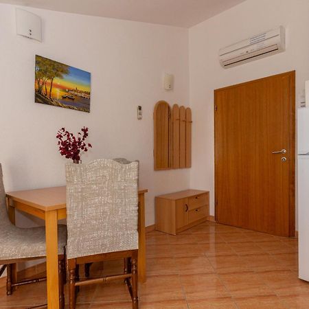 Apartments Dalmata بيوغْغاد نا موغو المظهر الخارجي الصورة