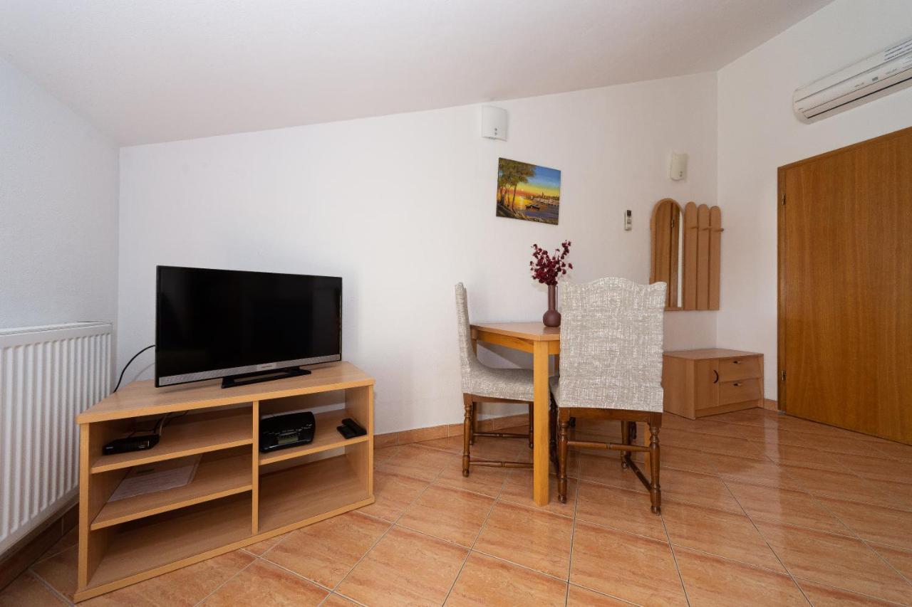 Apartments Dalmata بيوغْغاد نا موغو المظهر الخارجي الصورة